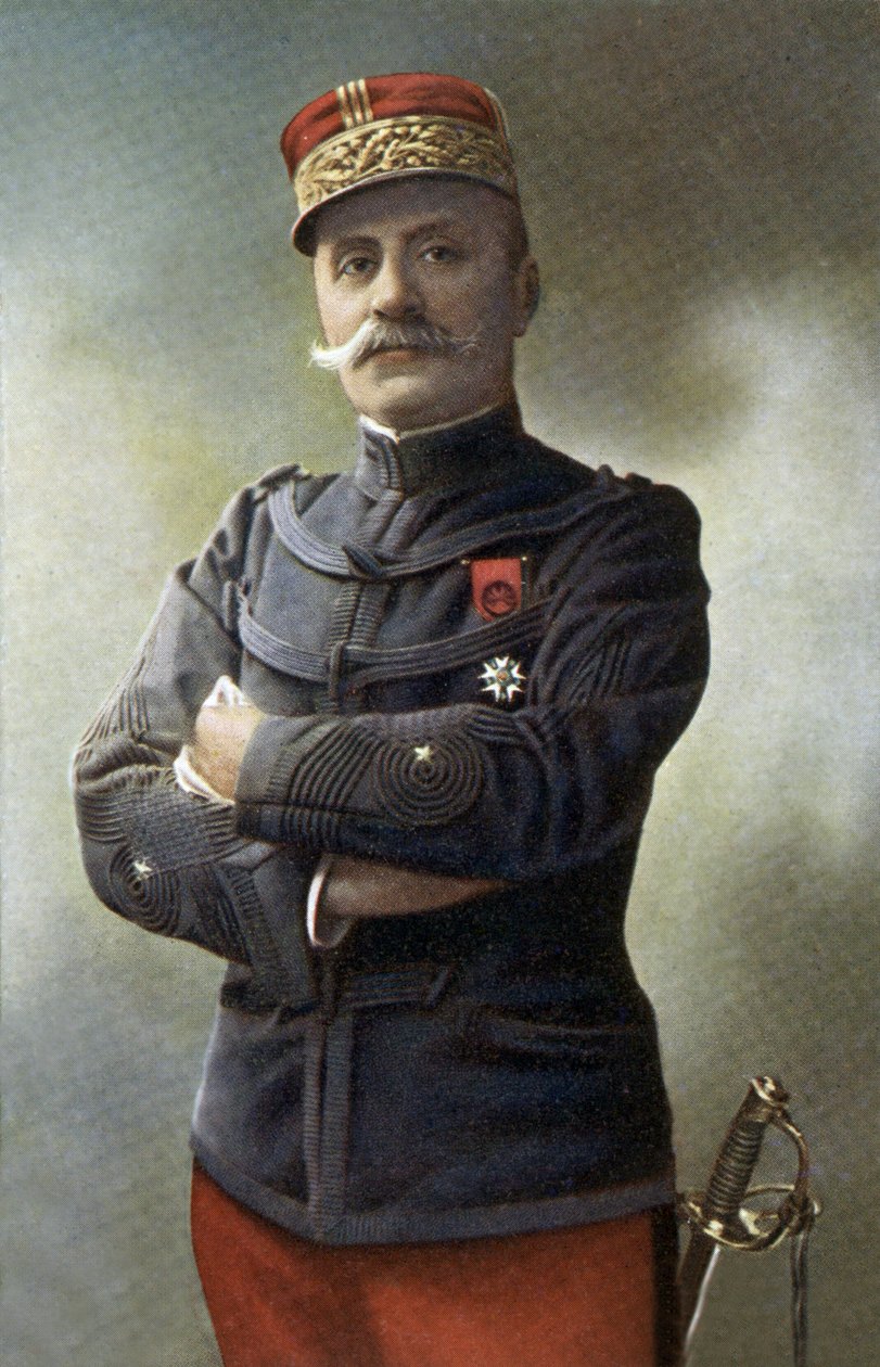 Marechal Ferdinand Foch (1851-1929), generał dywizji w armii francuskiej, następnie dowodzący armees Alliees na północy, szef sztabu generalnego armii francuskiej i generalissimus wojsk Alliees w marcu 1918 r., otrzymuje stopień marechala w 1918 r., fot. b autorstwa Unbekannter Künstler