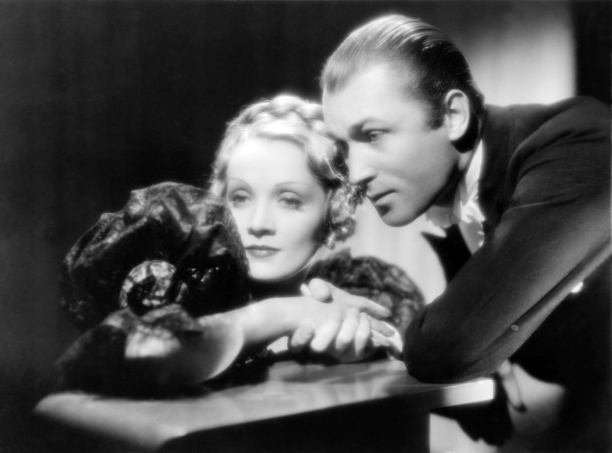 Marlena Dietrich i Brian Aherne autorstwa Unbekannt