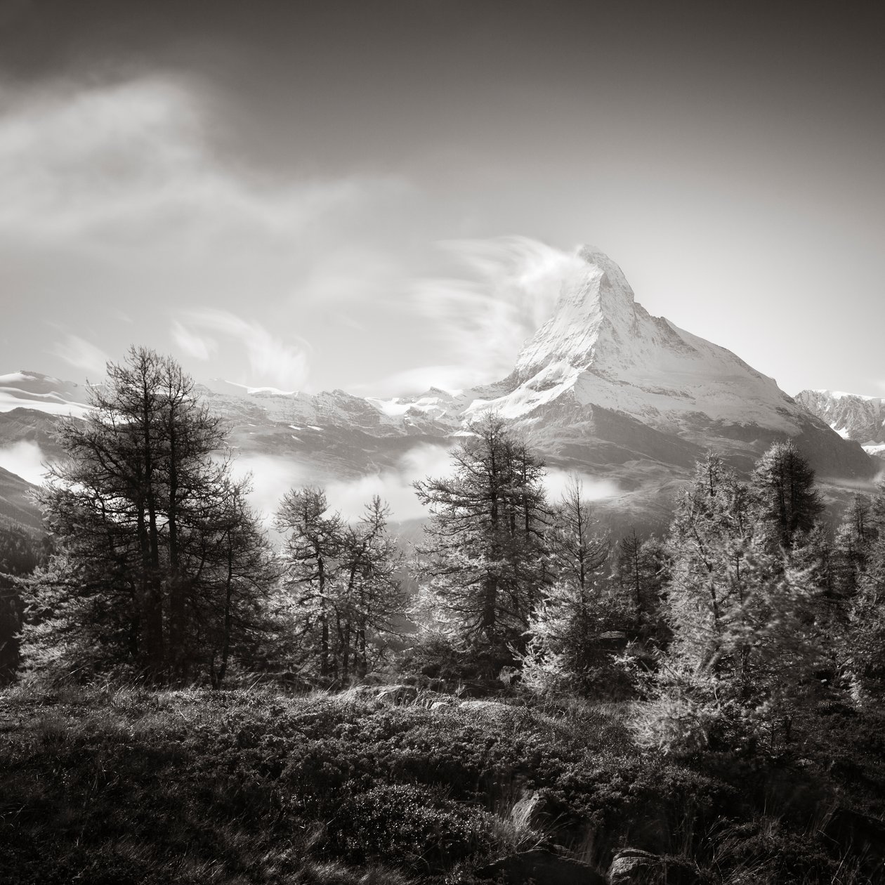 Matterhorn Study 3, Szwajcaria, 2014 (zdjęcie czarno-białe) autorstwa Leopold Blonder