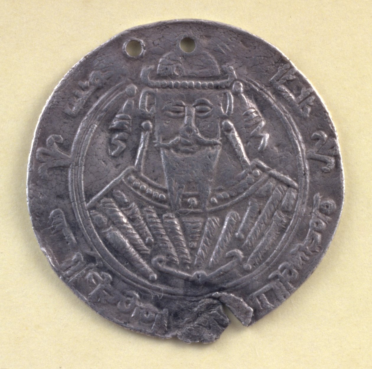 Medalion z portretem al-Mutawakkil (822-861) Kalif Bagdadu, IX w. (srebrny) autorstwa Leopold Blonder