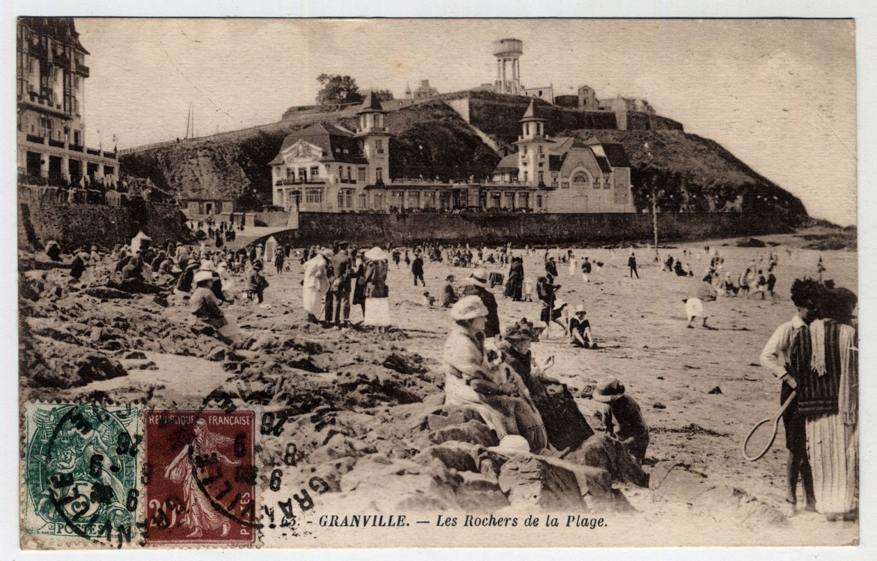 Normandia, Manche (50), Granville: skały plaży – Pocztówka z 1926 r. autorstwa William M. Timlin