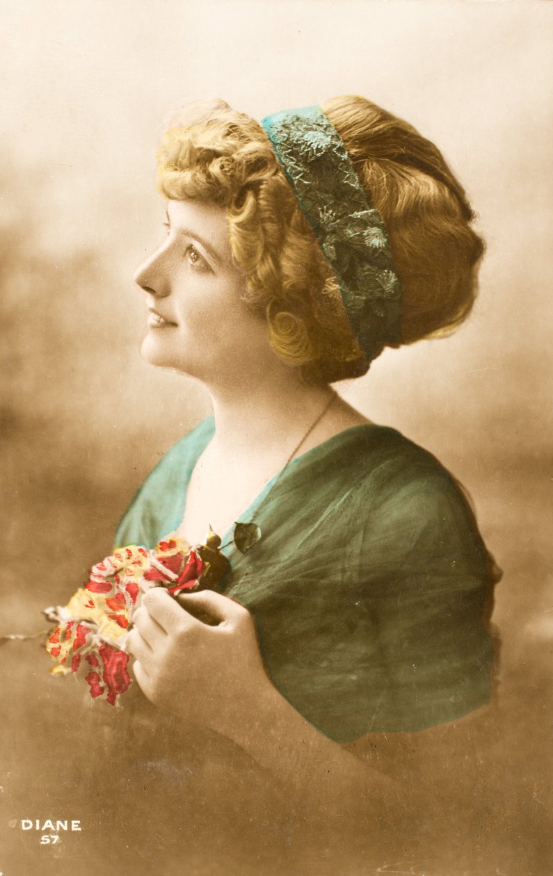 Stara pocztówka/Diana/Kobieta Belle Epoque autorstwa William M. Timlin