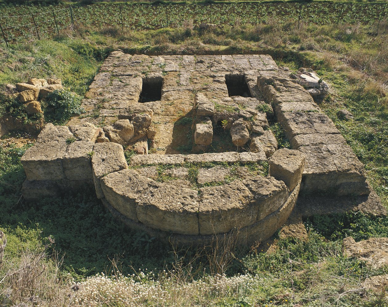Stare ruiny bazyliki, Dolina Świątyń, Agrigento, Sycylia, Włochy autorstwa Benjamin Baud