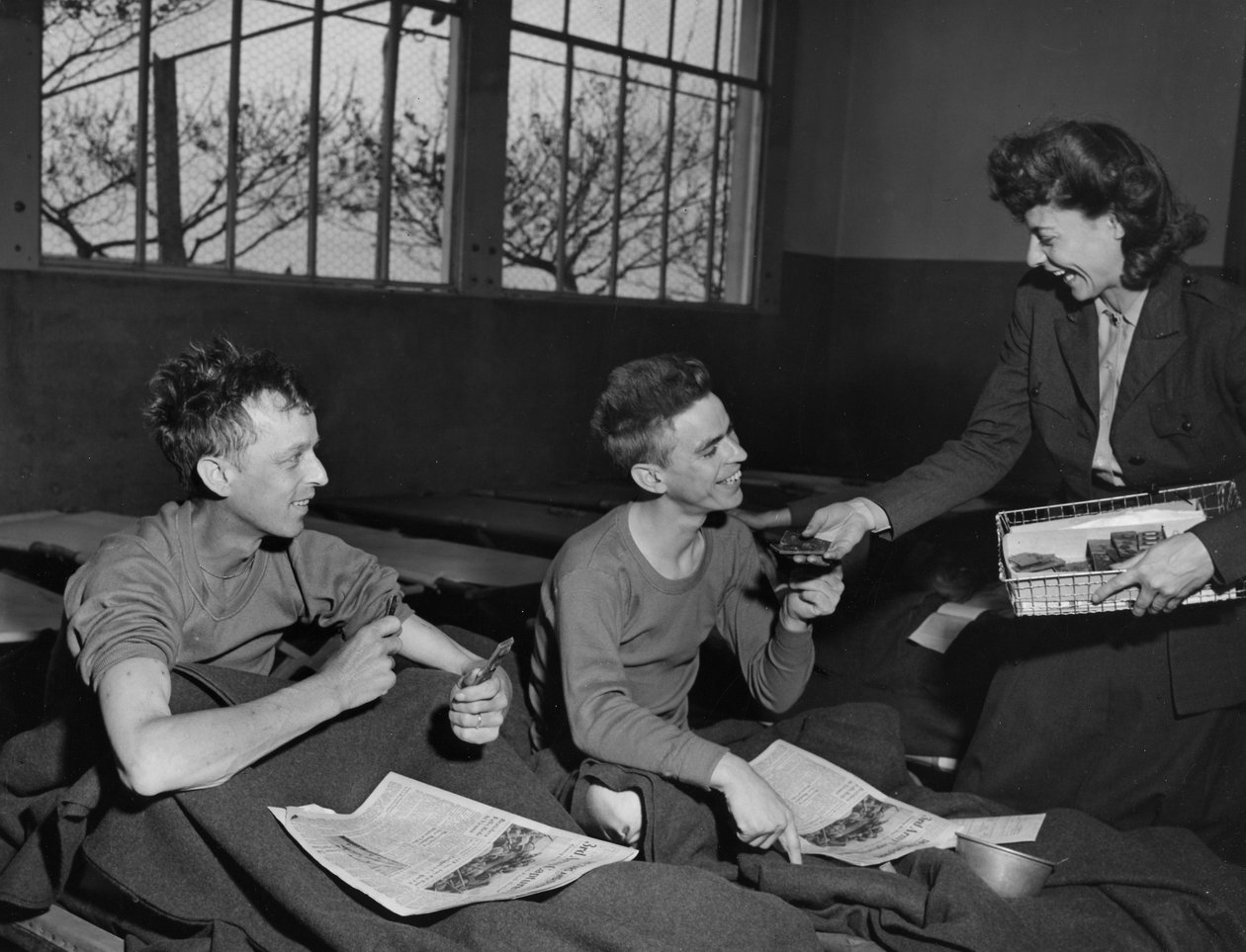 II wojna światowa (1939-1945) - II wojna światowa (II lub II wojna światowa): Paryż (Francja) 6 kwietnia autorstwa Unbekannt