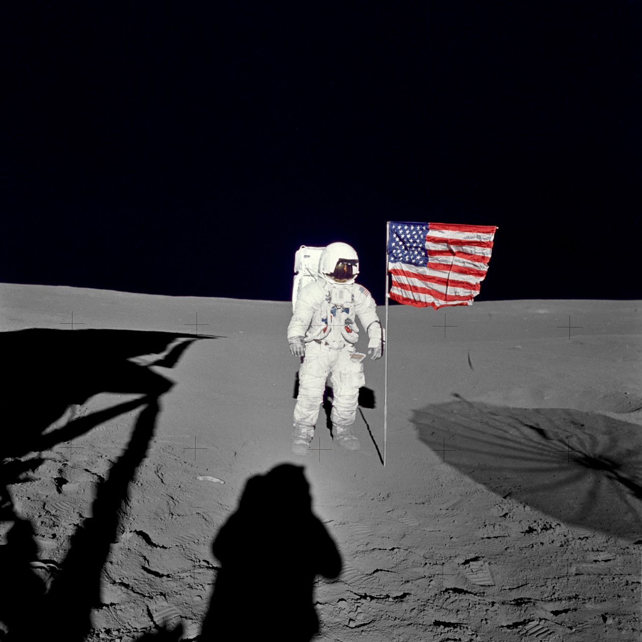 Spacer kosmiczny Edgara Mitchella podczas misji Apollo 14 autorstwa Unbekannt