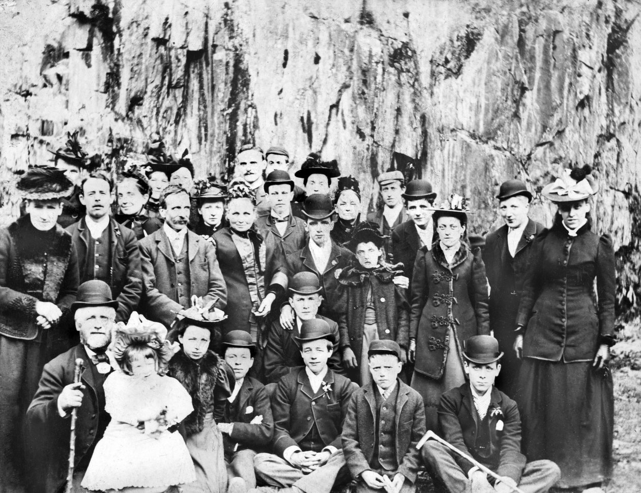 Wielka Brytania: Grupa ludzi na wycieczce. c1910 autorstwa Unbekannt