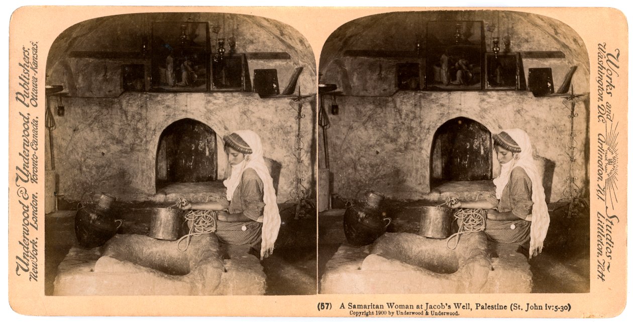 Samarytanka w Jacobs Well, Palestyna, 1900. autorstwa Underwood and Underwood