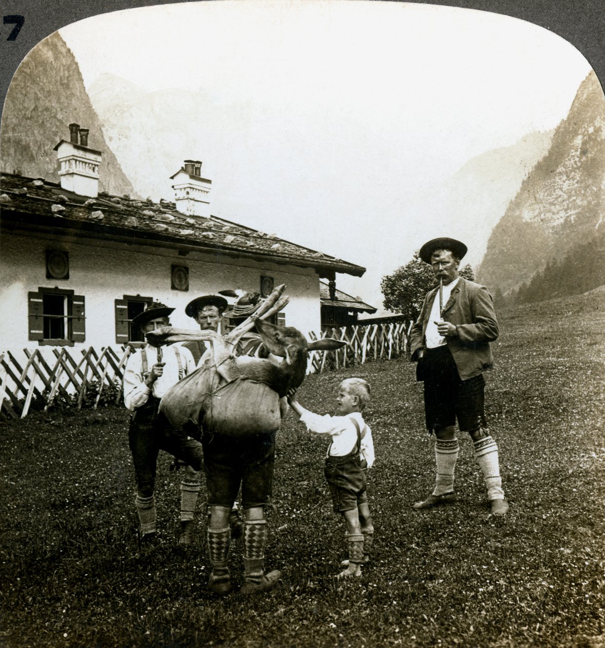 Alpiniści z Bawarii, Niemcy. autorstwa Underwood and Underwood