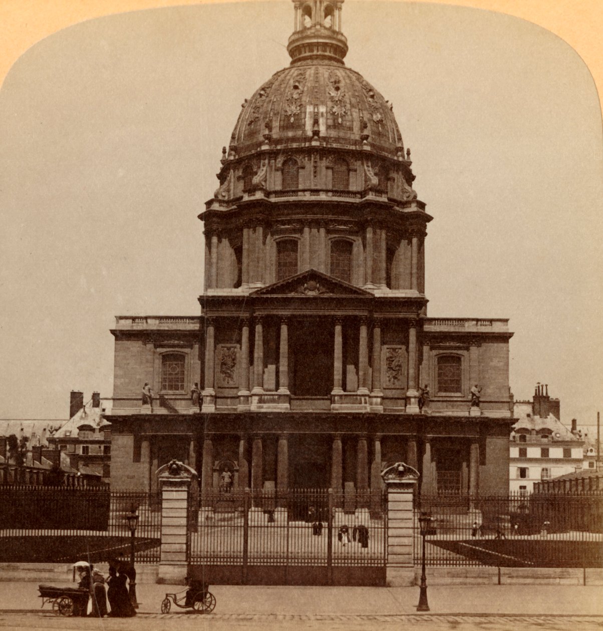 Dome des Invalides, gdzie spoczywa potężny wojownik - Grób Napoleona I., Paryż, Francja, 1900. autorstwa Underwood and Underwood