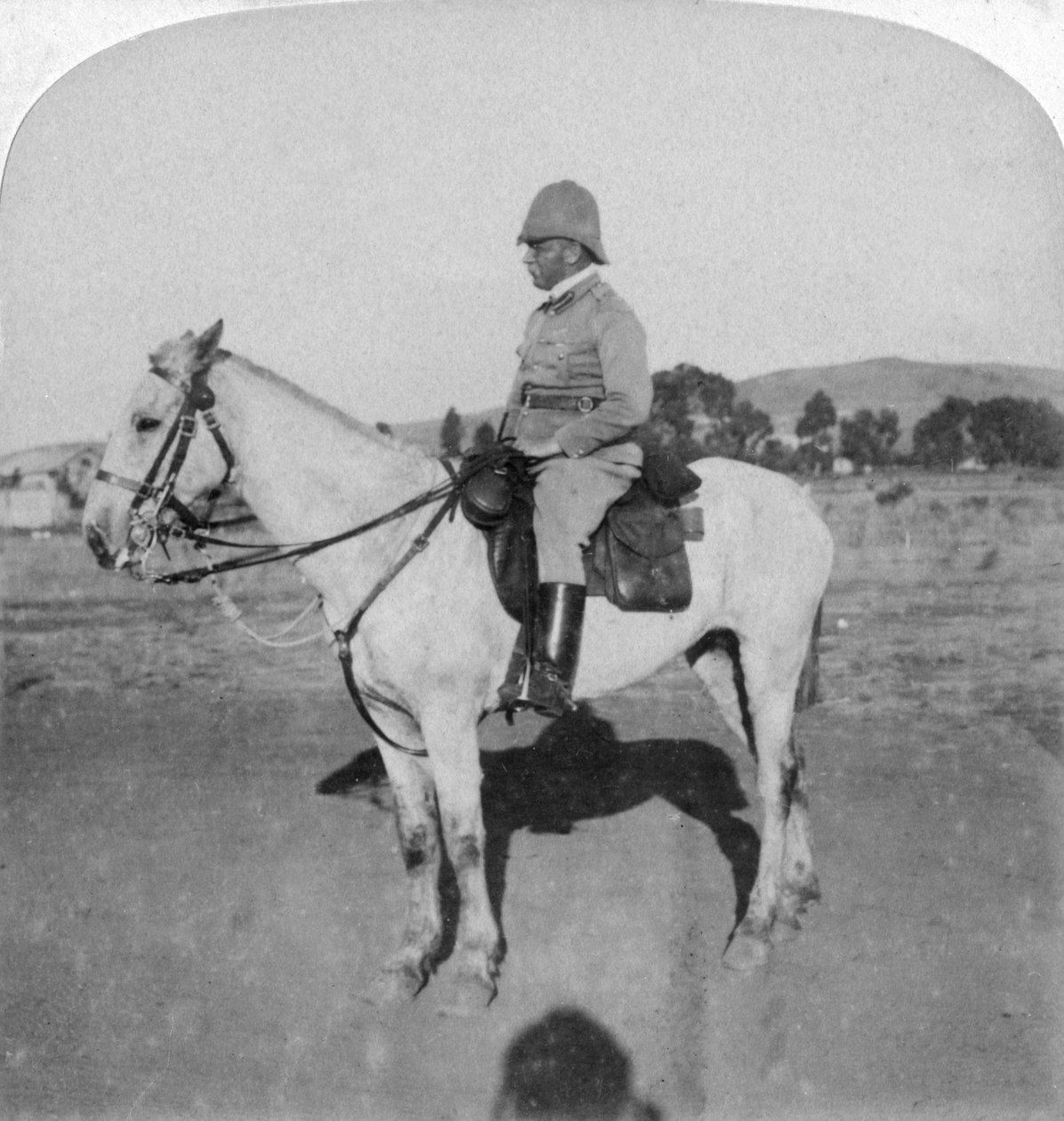 Generał major John French, nieustraszony dowódca kawalerii, Pretoria, RPA, wojna burska, 1901. autorstwa Underwood and Underwood