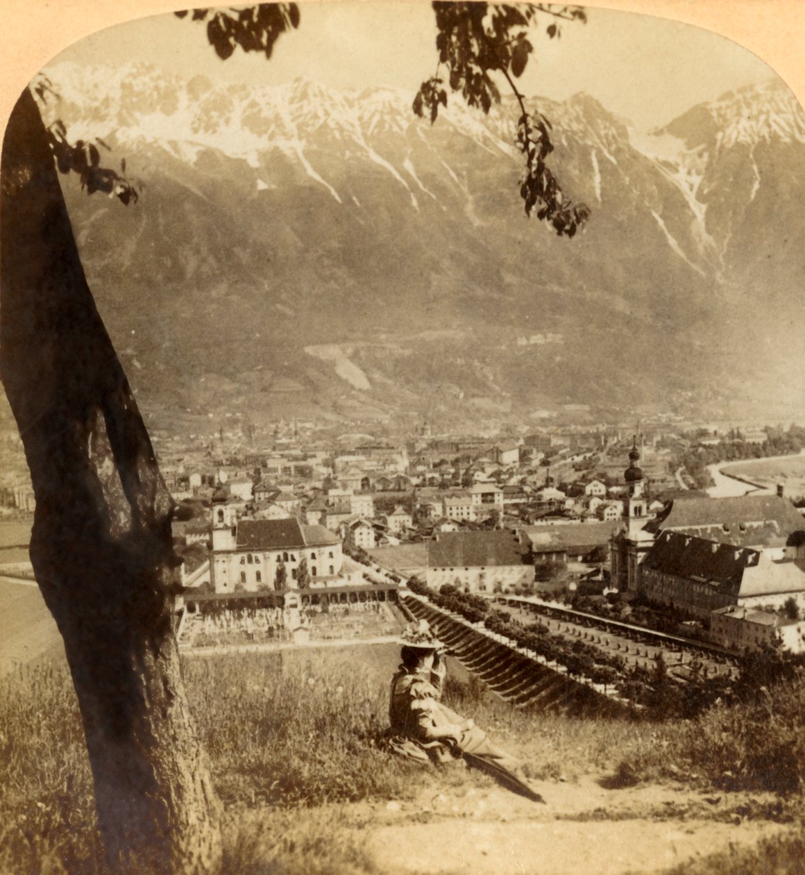 Malowniczy Innsbruck, stolica Tyrolu, Austria..., 1898. autorstwa Underwood and Underwood