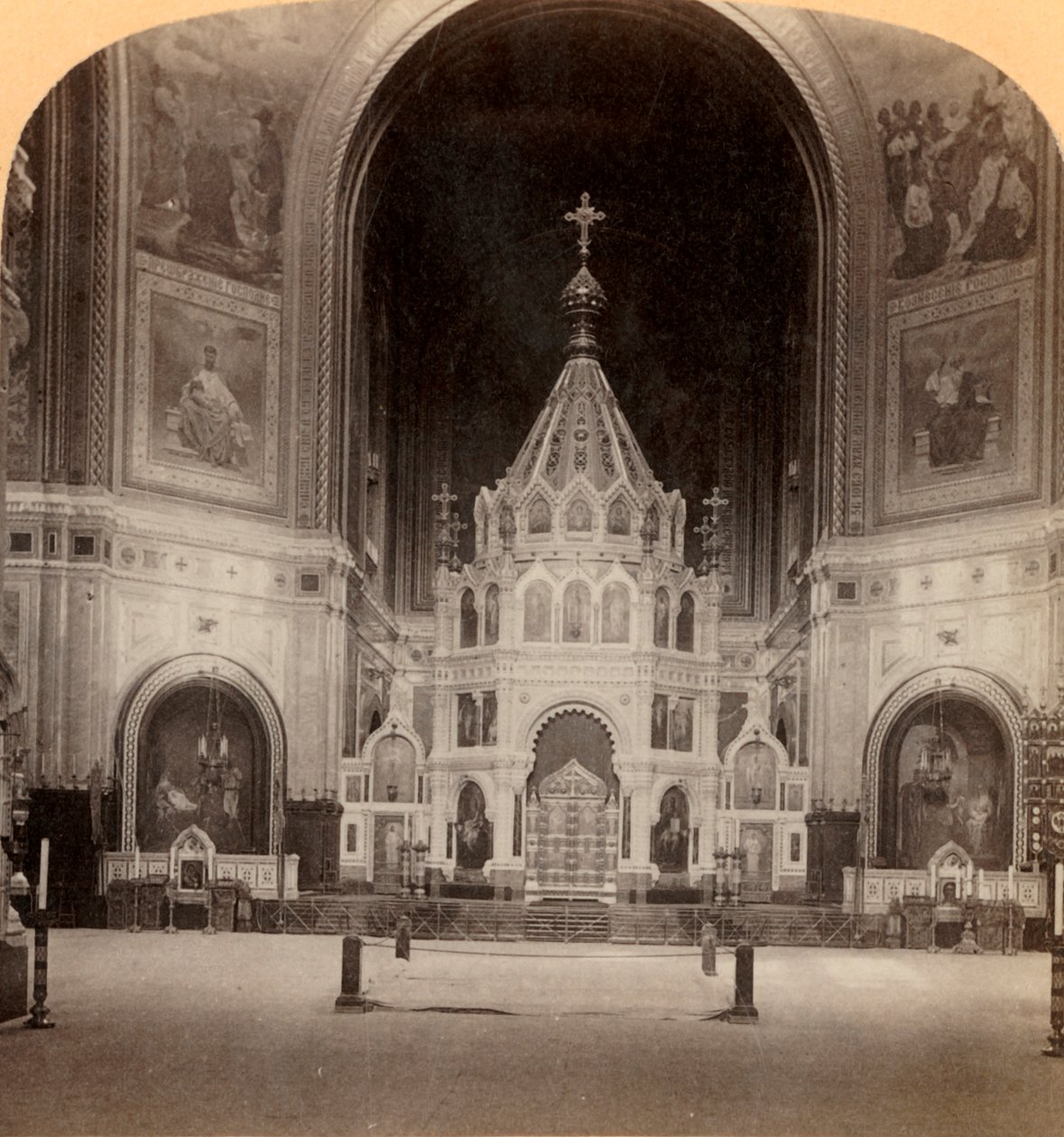 Wspaniały Ołtarz, Świątynia Zbawiciela, największy Kościół Moskwy, Rosja, 1898. autorstwa Underwood and Underwood