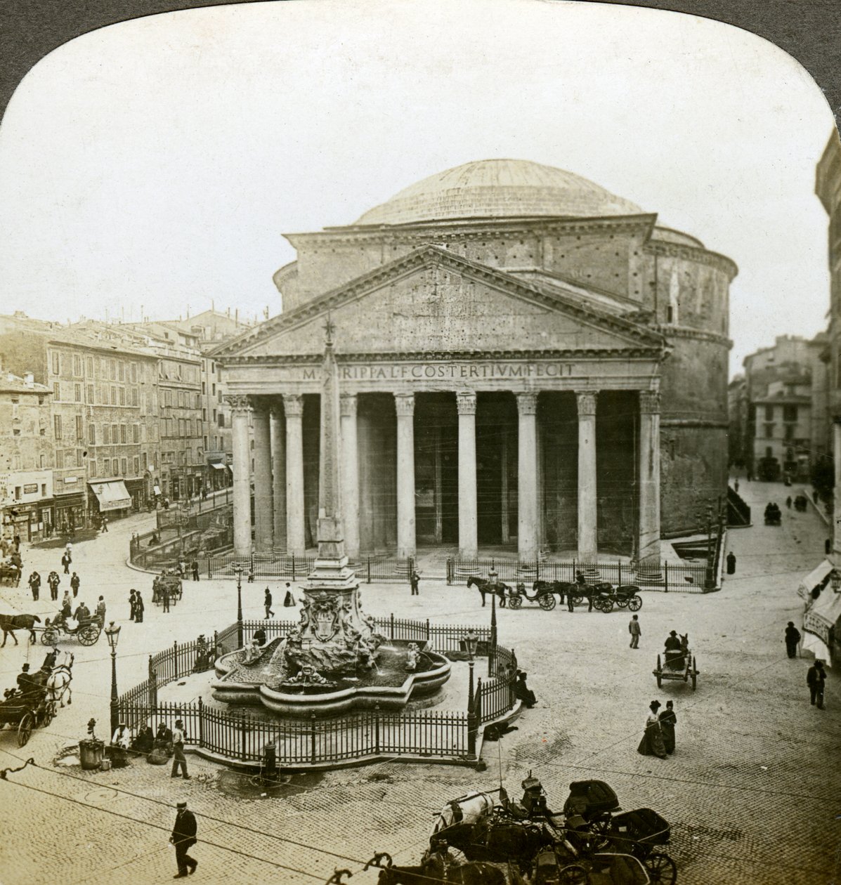 Panteon i Piazza della Rotunda, Rzym, Włochy. autorstwa Underwood and Underwood
