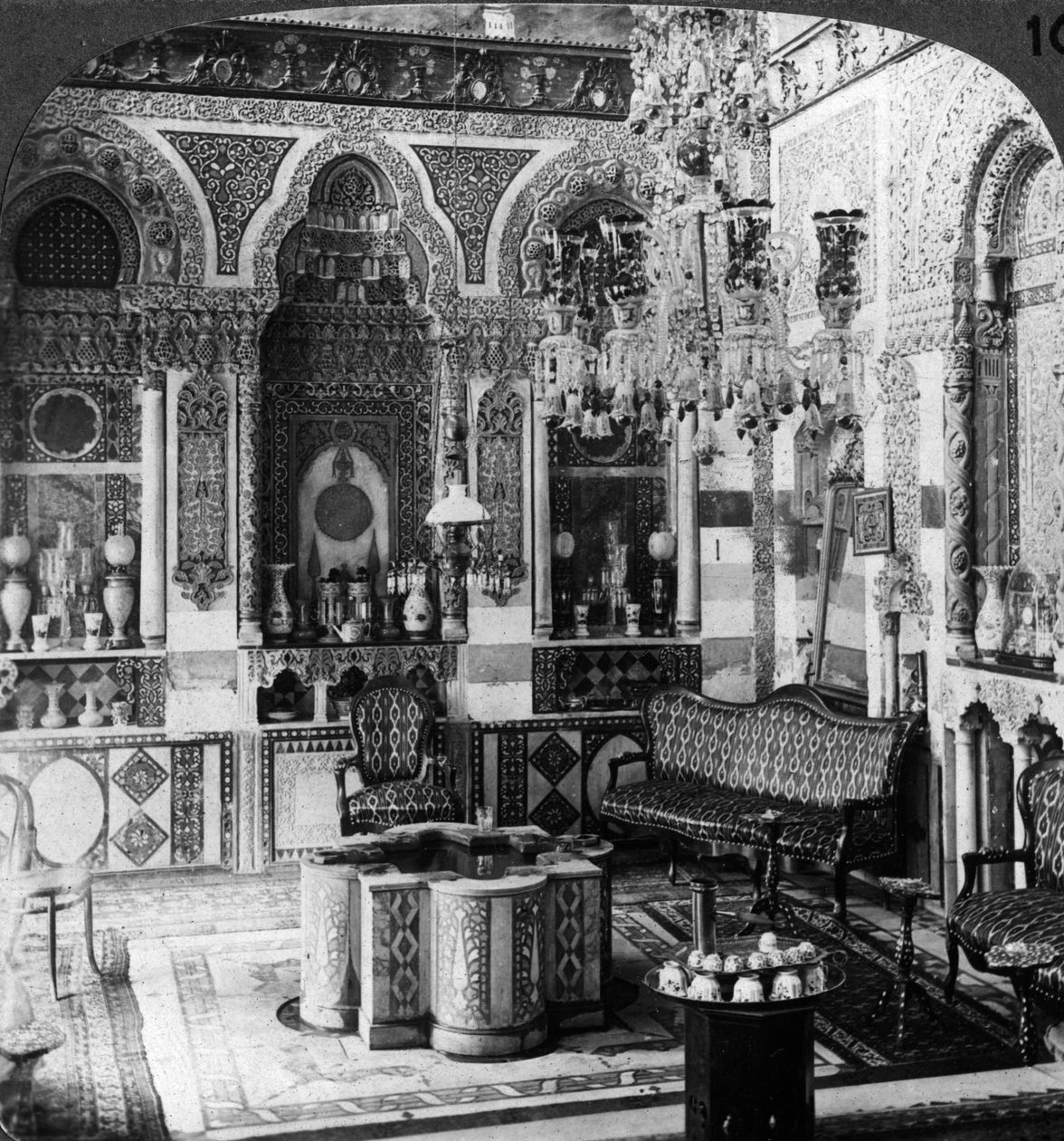 Sala przyjęć paszy, Damaszek, Syria, 1905. autorstwa Underwood and Underwood