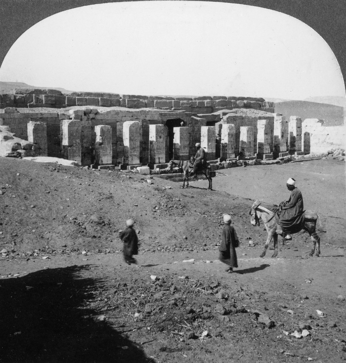 Świątynia Setosa I, Abydos, Egipt 1905. autorstwa Underwood and Underwood