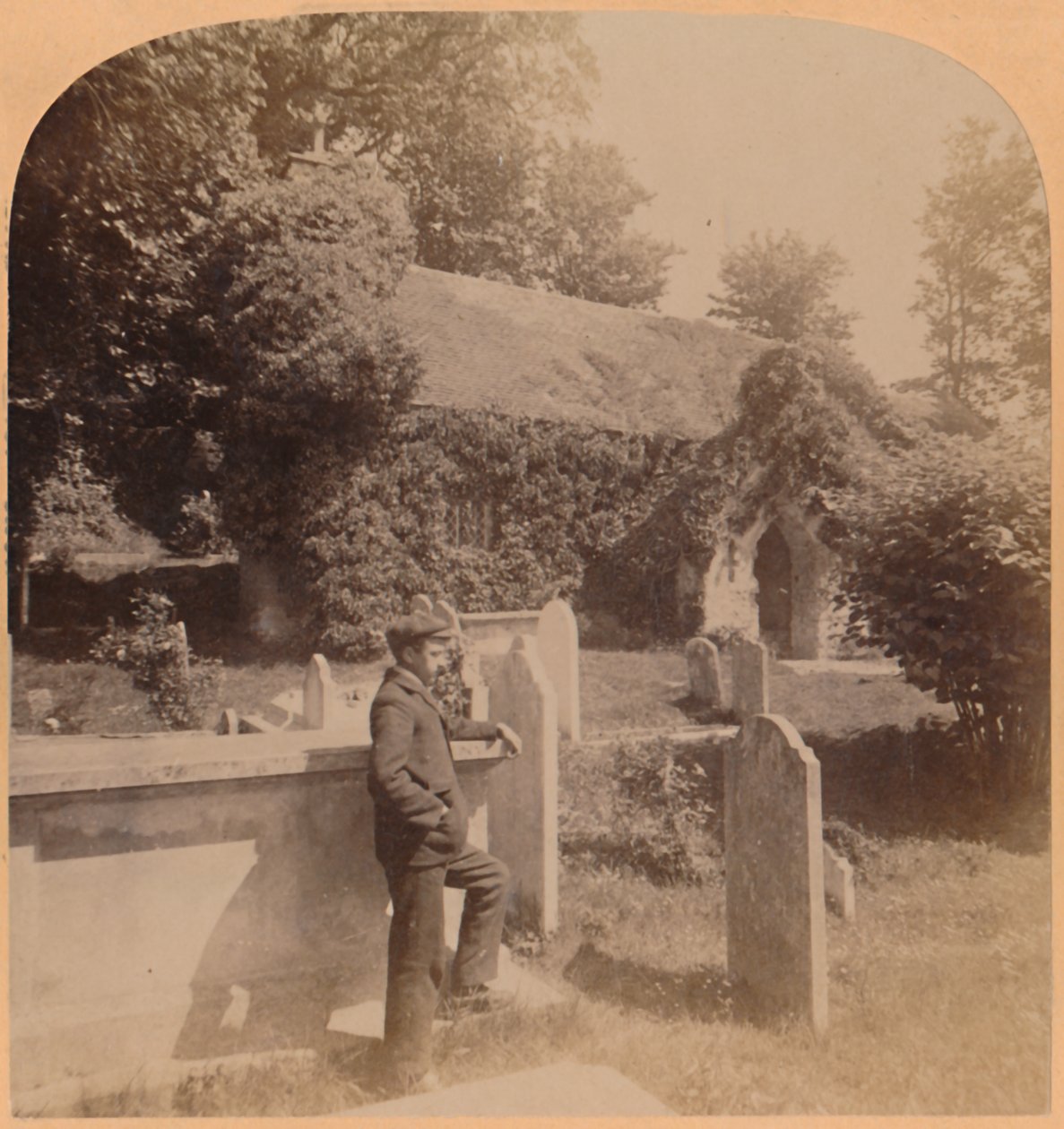 Maleńki kościół normański, najpiękniejsze miejsce w Anglii, Bonchurch, Isle of Wight, 1900. autorstwa Underwood and Underwood
