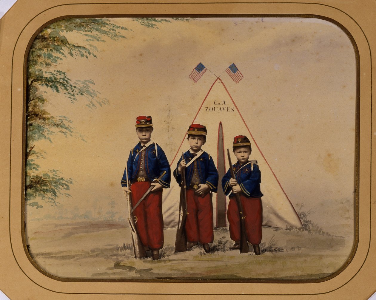 Trzech chłopców w strojach żuawów autorstwa Unidentified