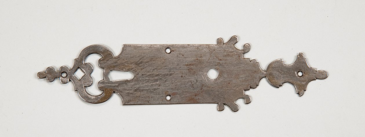 Rozeta z dziurką od klucza autorstwa Unidentified Maker