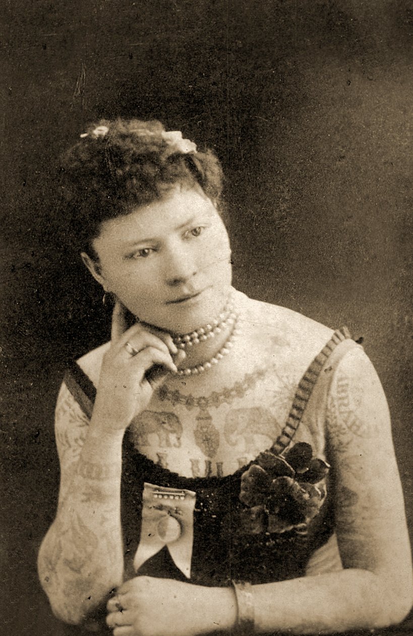 Portret wytatuowanej kobiety, ok. 1905 autorstwa Unknown