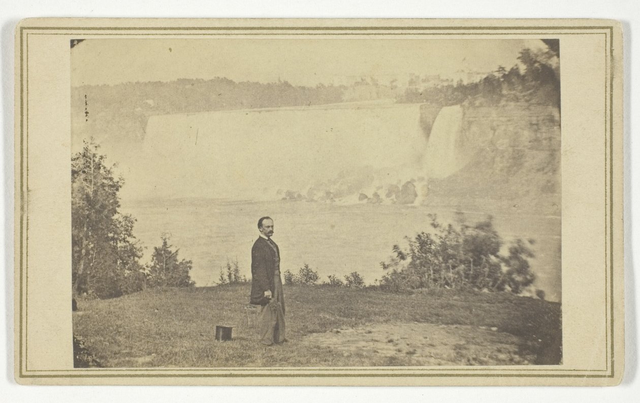 Bez tytułu (Mężczyzna nad wodospadem Niagara) autorstwa Unknown