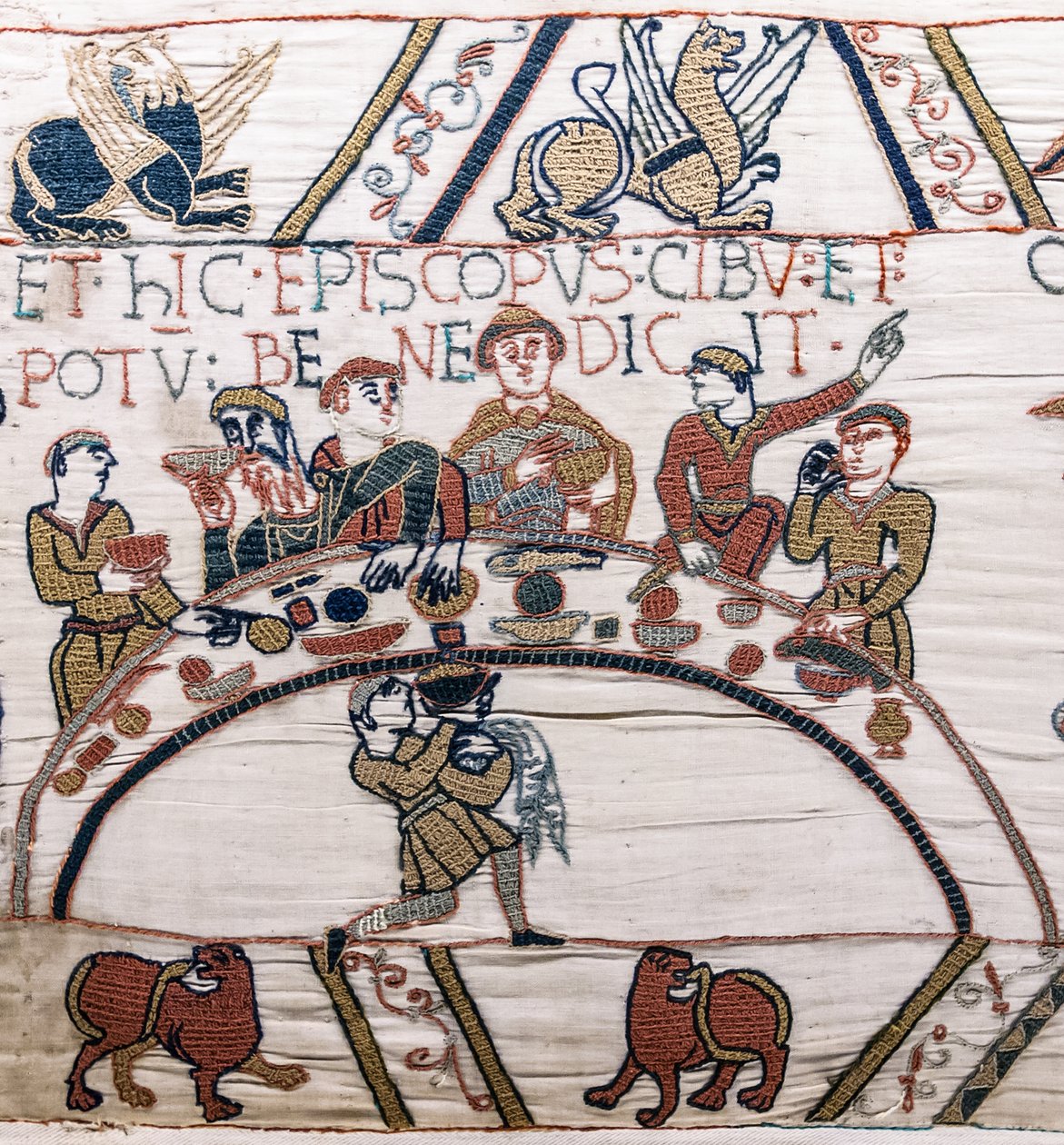 Biskup Odo błogosławi jedzenie i wino, gobelin z Bayeux (haft z wełny na płótnie) autorstwa Unknown artist