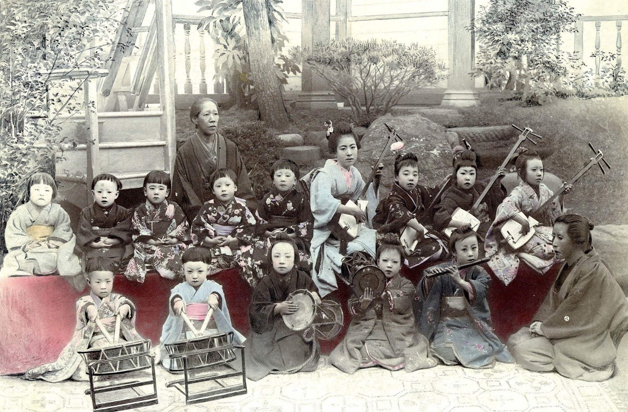 Japońskie dzieci grające muzykę, koniec XIX wieku autorstwa Unknown artist