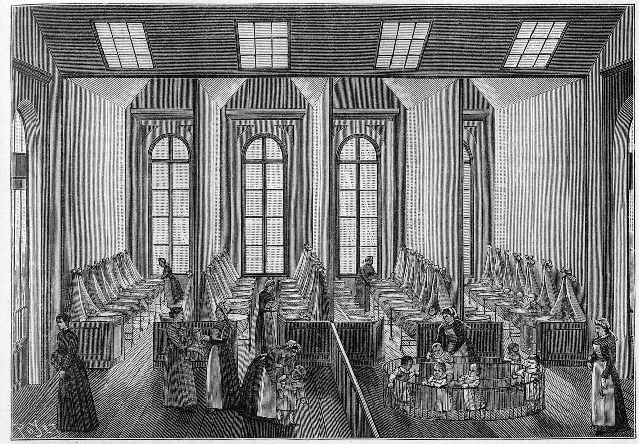Les creches: żłobek i żłobek Guise (Aisne, 02). Widok wnętrza głównego pomieszczenia. Rycina w „Przyroda: przegląd nauk i ich zastosowania w sztuce i przemyśle” z dnia 20 lutego 1892 r. autorstwa Unknown artist