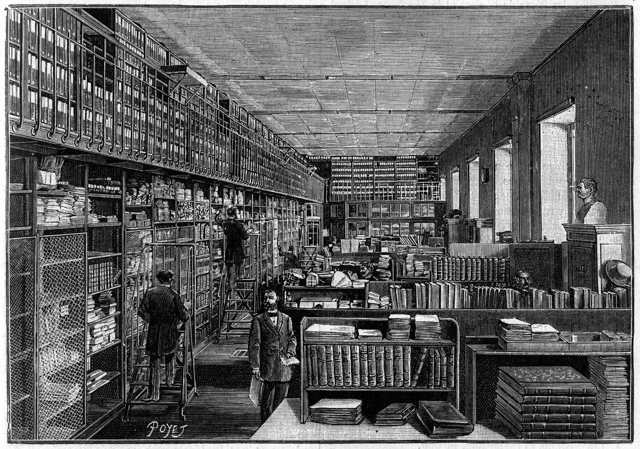 Biblioteka Narodowa w Paryżu: Biuro Katalogu. Na górze są pudła sztuk. Grawerowanie w „”La Nature: revue des sciences et de leurs applications aux arts et a l