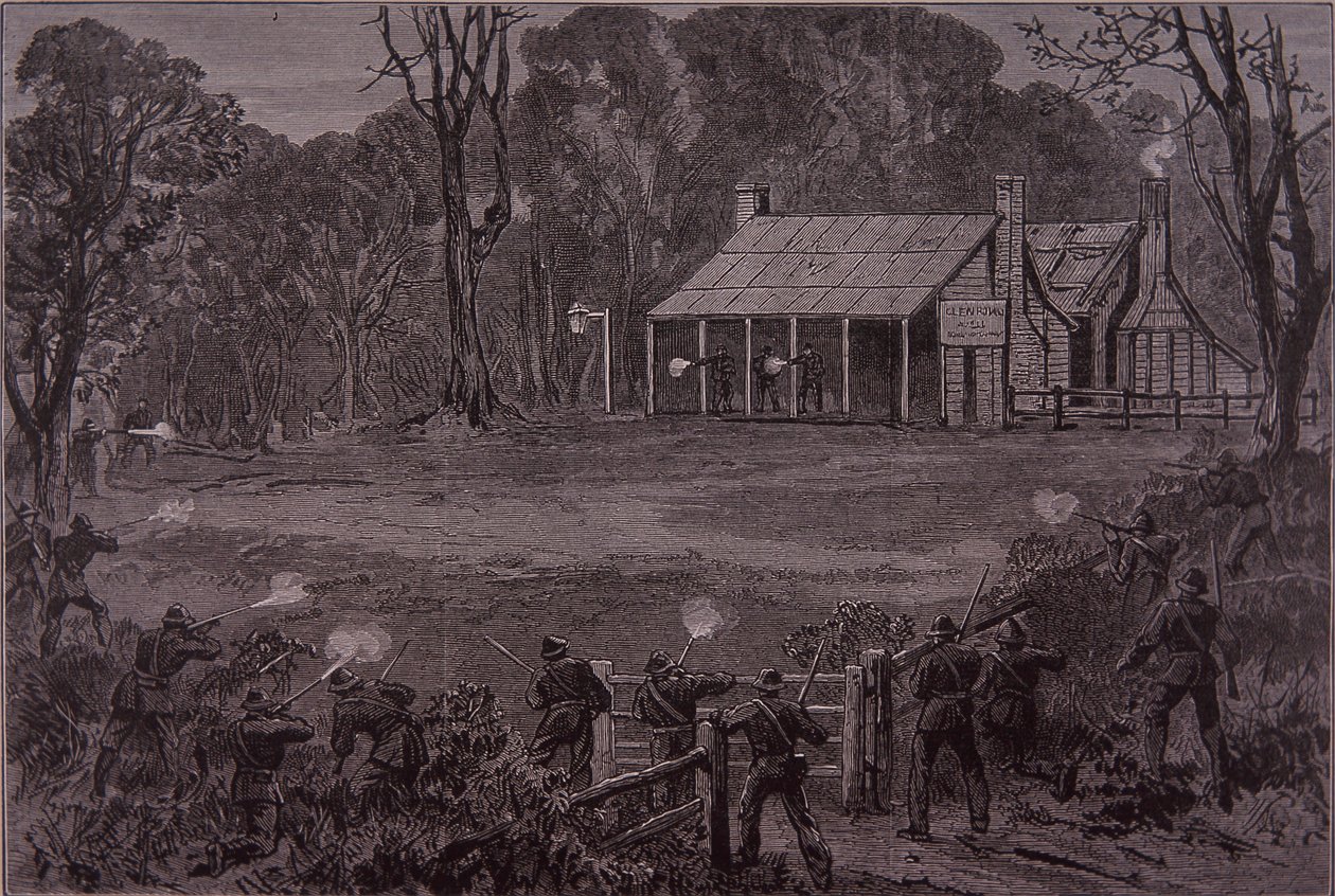 Policja otworzyła ogień do Kelly Gang w hotelu Glenrowan, 28 czerwca 1880 (grawerowanie) autorstwa Unknown artist