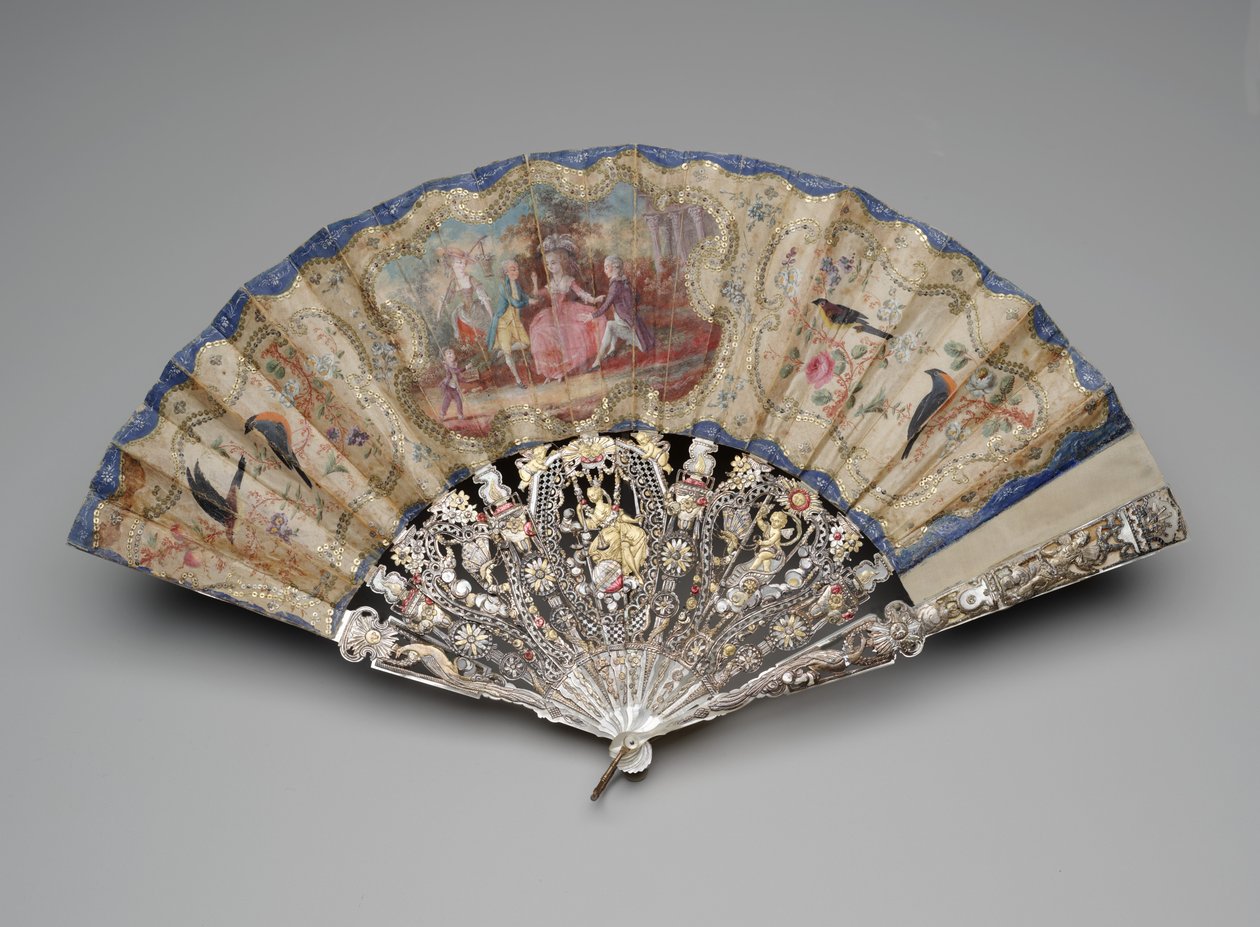 Składany wachlarz ze sceną zalotów, ok. 1770-80 (gwasz na podwójnym liściu jedwabiu, mosiężne cekiny, masa perłowa, złocenie i mosiężna pętelka) autorstwa Unknown artist
