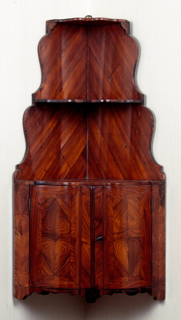 Meble: szafka narożna z drewnianymi półkami. ok. 1740 Ciemny. 80 cm kolekcja prywatna autorstwa Unknown artist