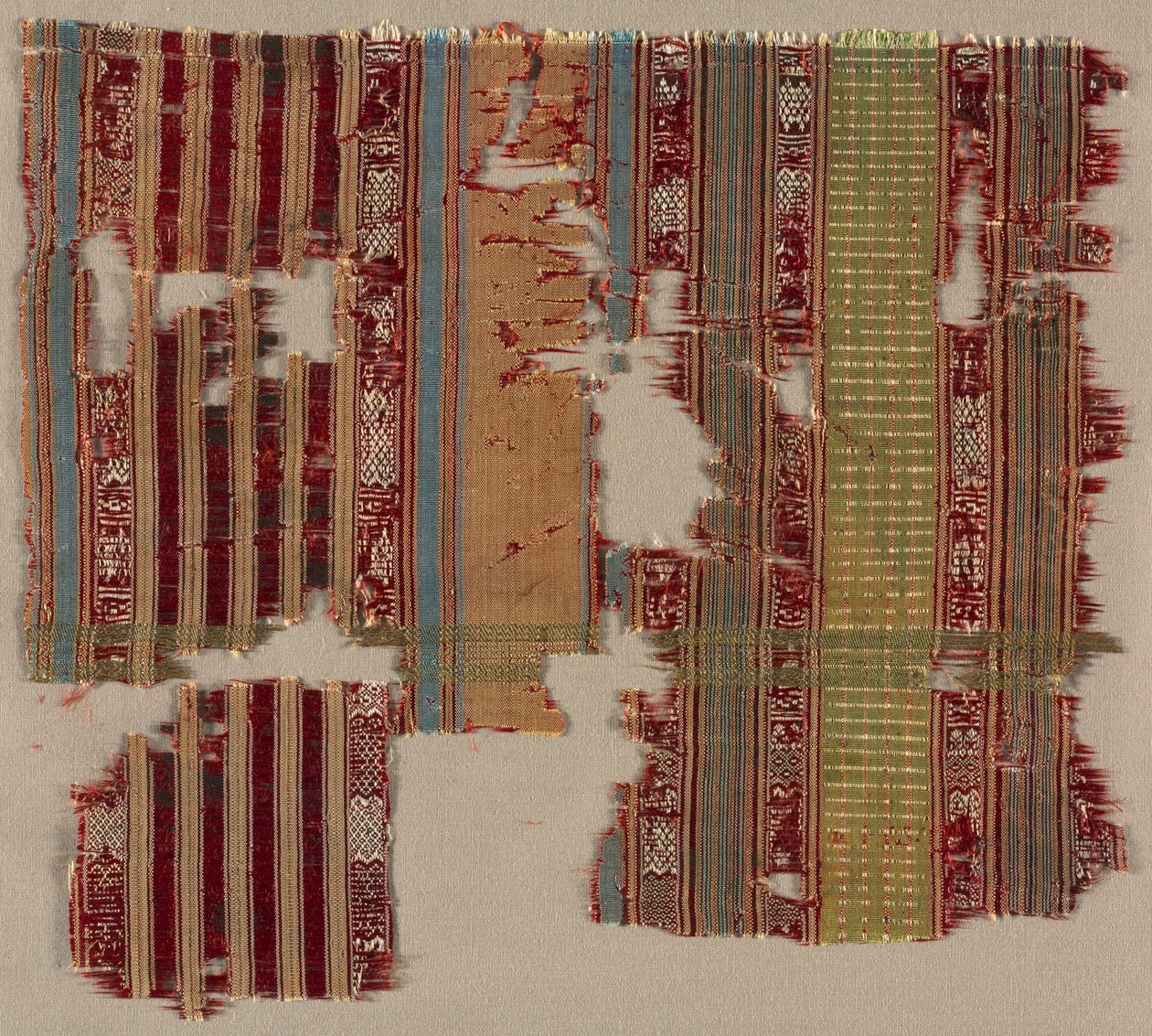 Fragment w paski autorstwa Unknown artist