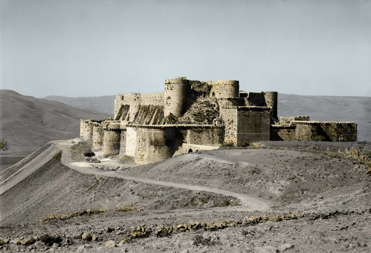Zamek Kraka Rycerzy z okresu wypraw krzyżowych znajduje się w zachodniej Syrii w 1930 roku. autorstwa Unknown artist