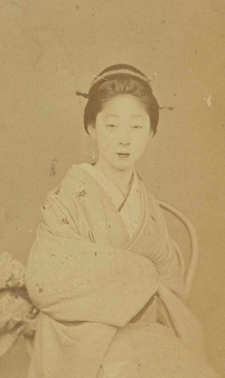 [Siedząca Japonka] autorstwa Unknown artist/maker