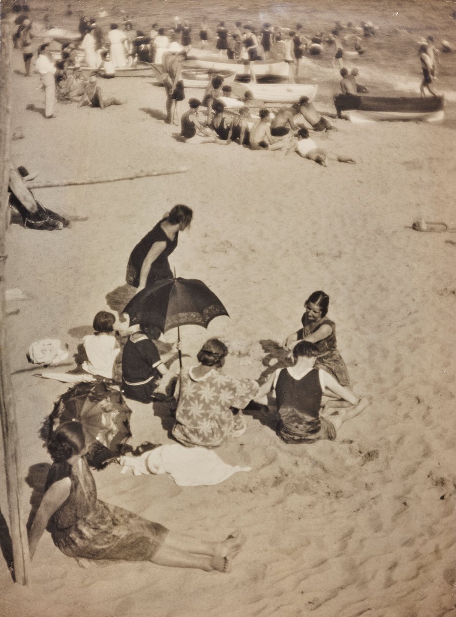 Na plaży autorstwa Unknown photographer