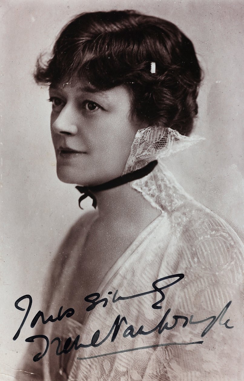 Zbliżenie angielskiej aktorki Irene Vanbrugh, pocztówka autorstwa Unknown photographer