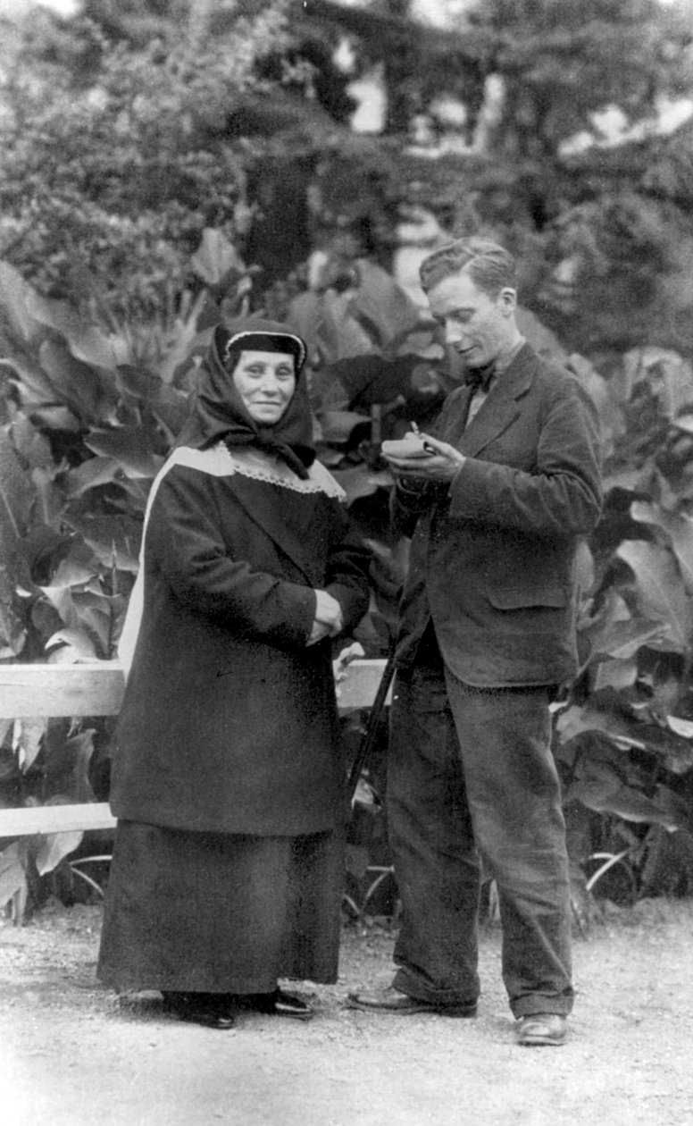 Jekaterina Gawriłowna Gueladze - matka Stalina, wywiad z amerykańskim dziennikarzem Knickerbokerem autorstwa Unknown photographer