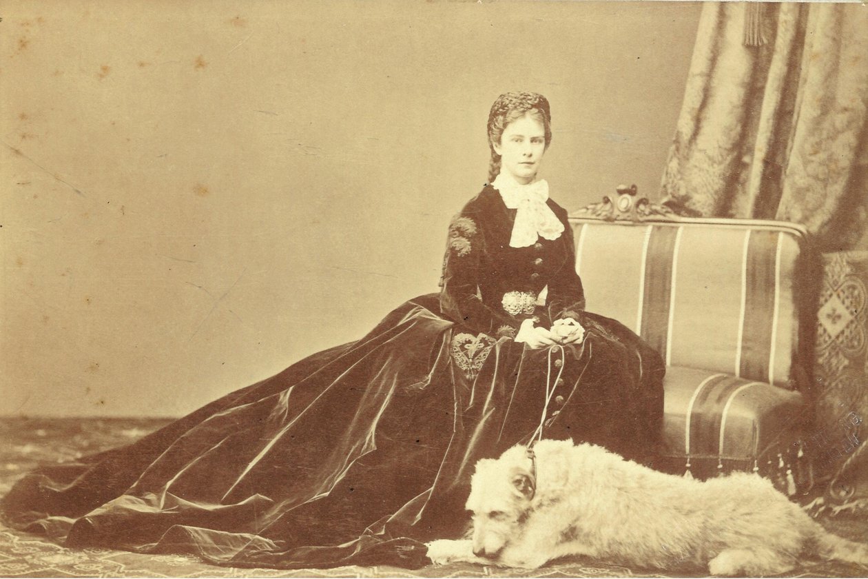 Elżbieta, cesarzowa Austrii i królowa małżonka Węgier (24 grudnia 1837 - 10 września 1898) (zdjęcie ilustracyjne) autorstwa Unknown photographer