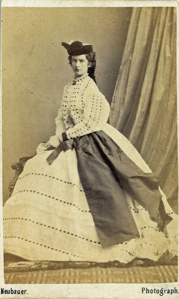 Elżbieta, cesarzowa Austrii i królowa małżonka Węgier (24 grudnia 1837 - 10 września 1898) (zdjęcie ilustracyjne) autorstwa Unknown photographer