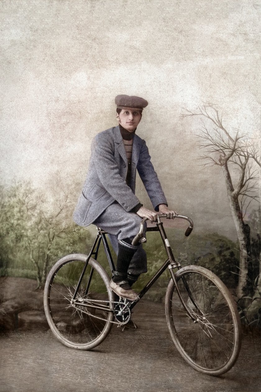 Fernand Ochse na rowerze, Francja, ok. 1920 r. (zdjęcie) autorstwa Unknown photographer