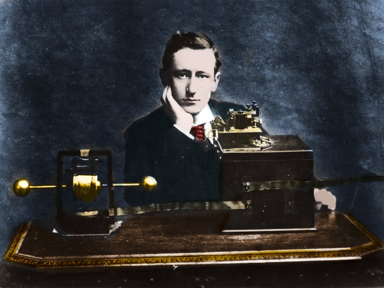 Guglielmo Marconi (1874-1937), włoski fizyk i wynalazca w Anglii w 1896 roku. autorstwa Unknown photographer