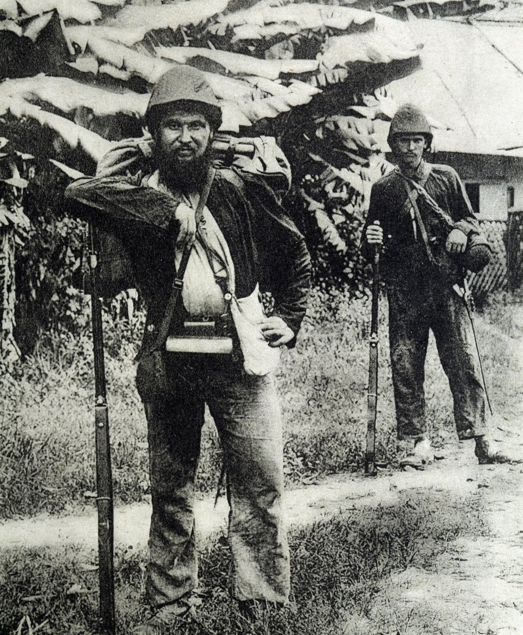 Bohater kampanii Tonkina autorstwa Unknown photographer