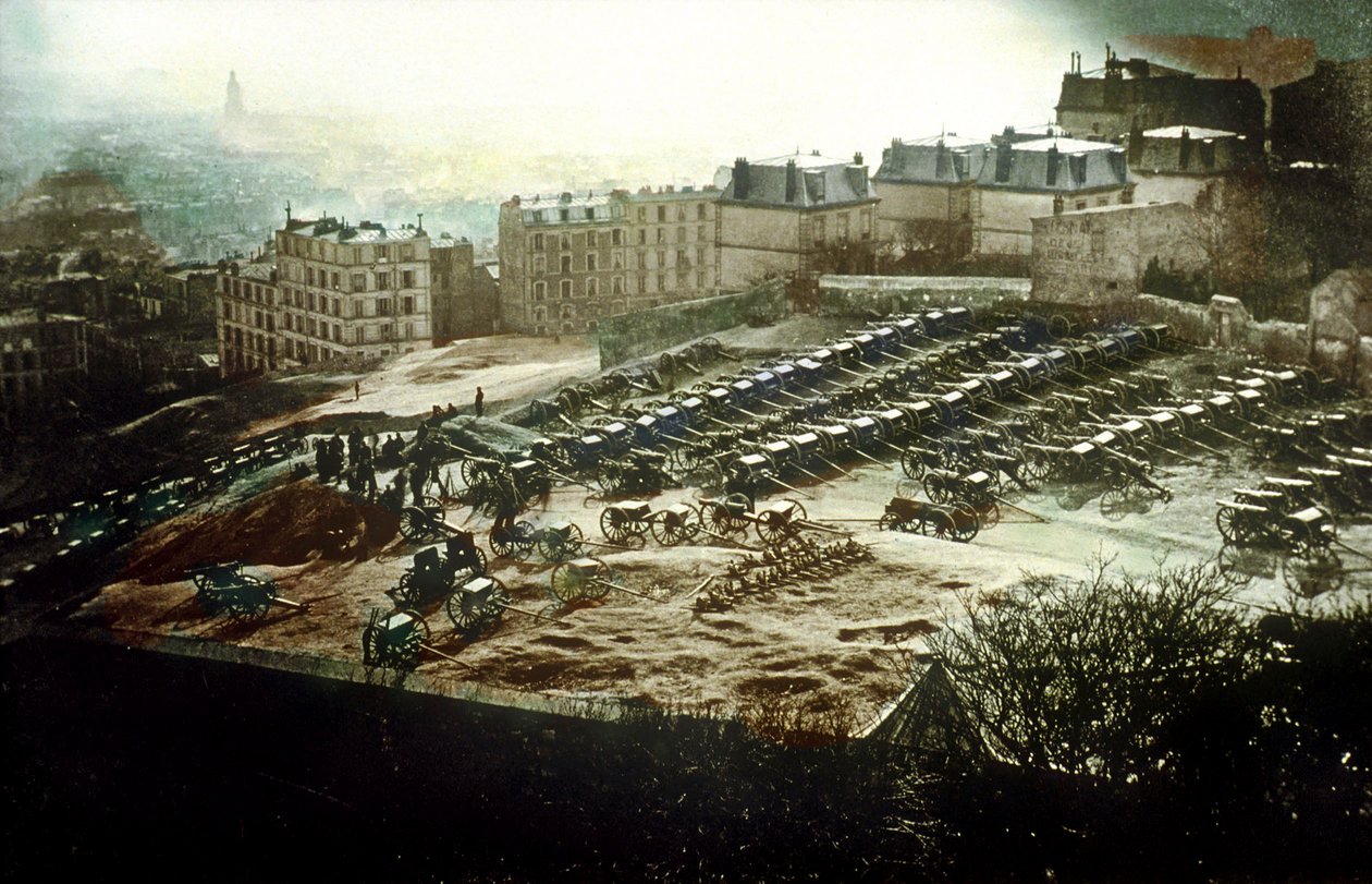 Na Montmartre wielkie działa rządu stwarzają zagrożenie dla Paryża 18 marca autorstwa Unknown photographer
