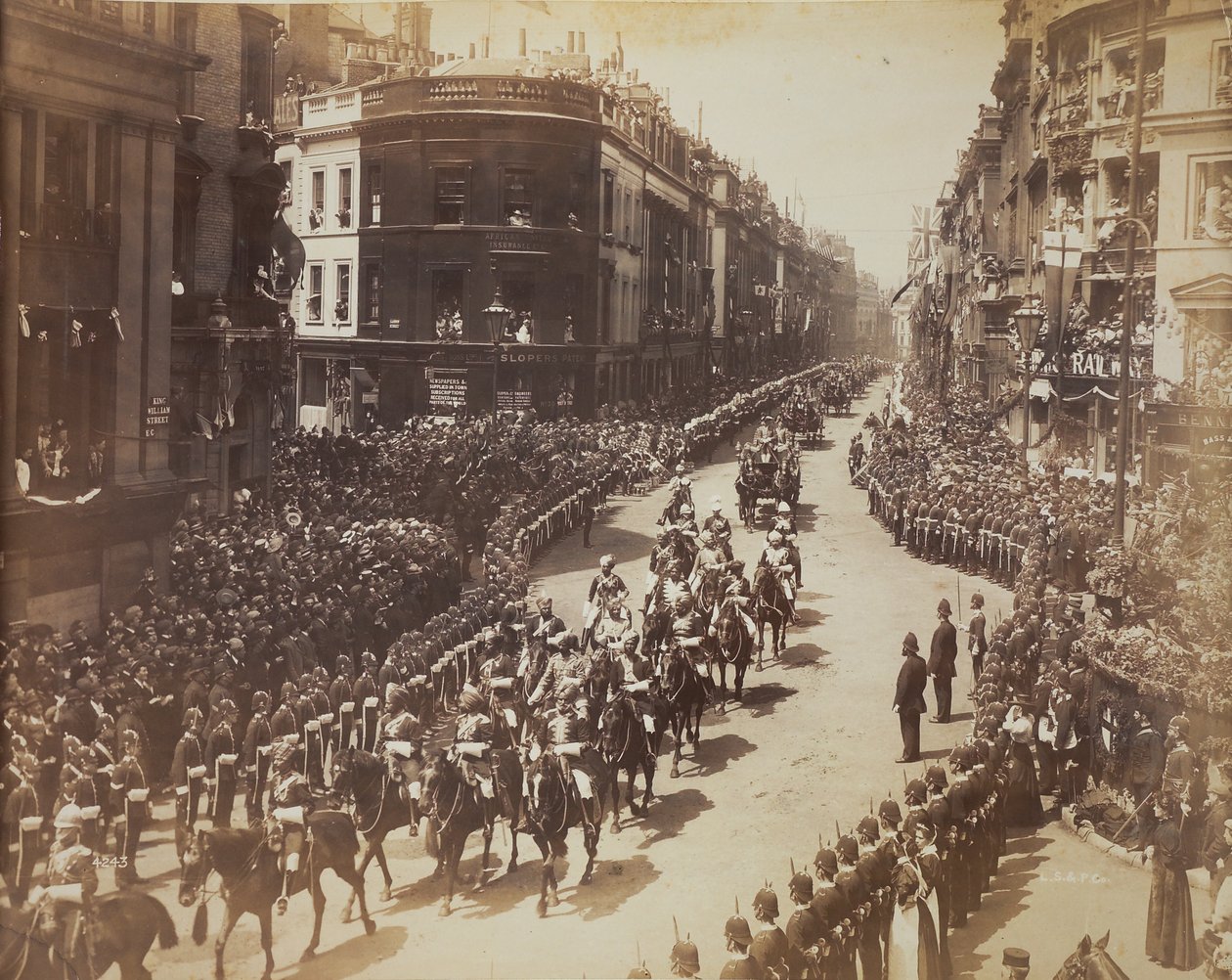 Parada indyjskiej kawalerii podczas obchodów Diamentowego Jubileuszu autorstwa Unknown photographer