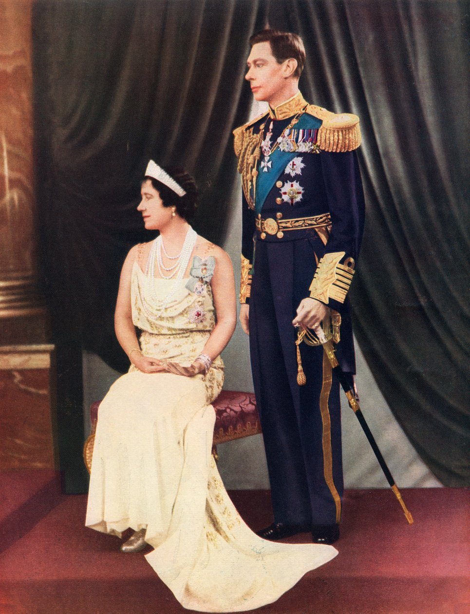 Król Jerzy VI i królowa Elżbieta. Jerzy VI, Albert Frederick Arthur George 1895-1952. Król Zjednoczonego Królestwa i dominiów Brytyjskiej Wspólnoty Narodów. Elżbieta Angela Marguerite Bowes-Lyon autorstwa Unknown photographer