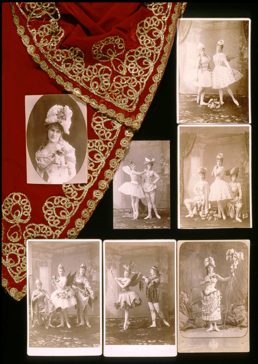 La Belle au bois Dormant - Obrazy ze światowej premiery baletu Śpiąca Królewna Piotra Ilicha Czajkowskiego autorstwa Unknown photographer