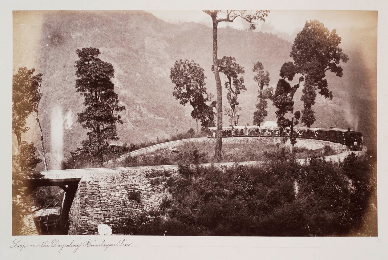 Pętla na linii Himalajów Darjeeling, ok. 1885 (zdjęcie w sepii) autorstwa Unknown photographer