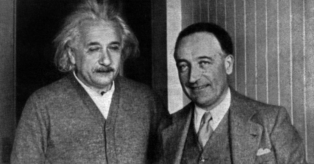 Louis Farigoule alias Jules Romains przyjęty przez Alberta Einsteina, Princeton, USA autorstwa Unknown photographer