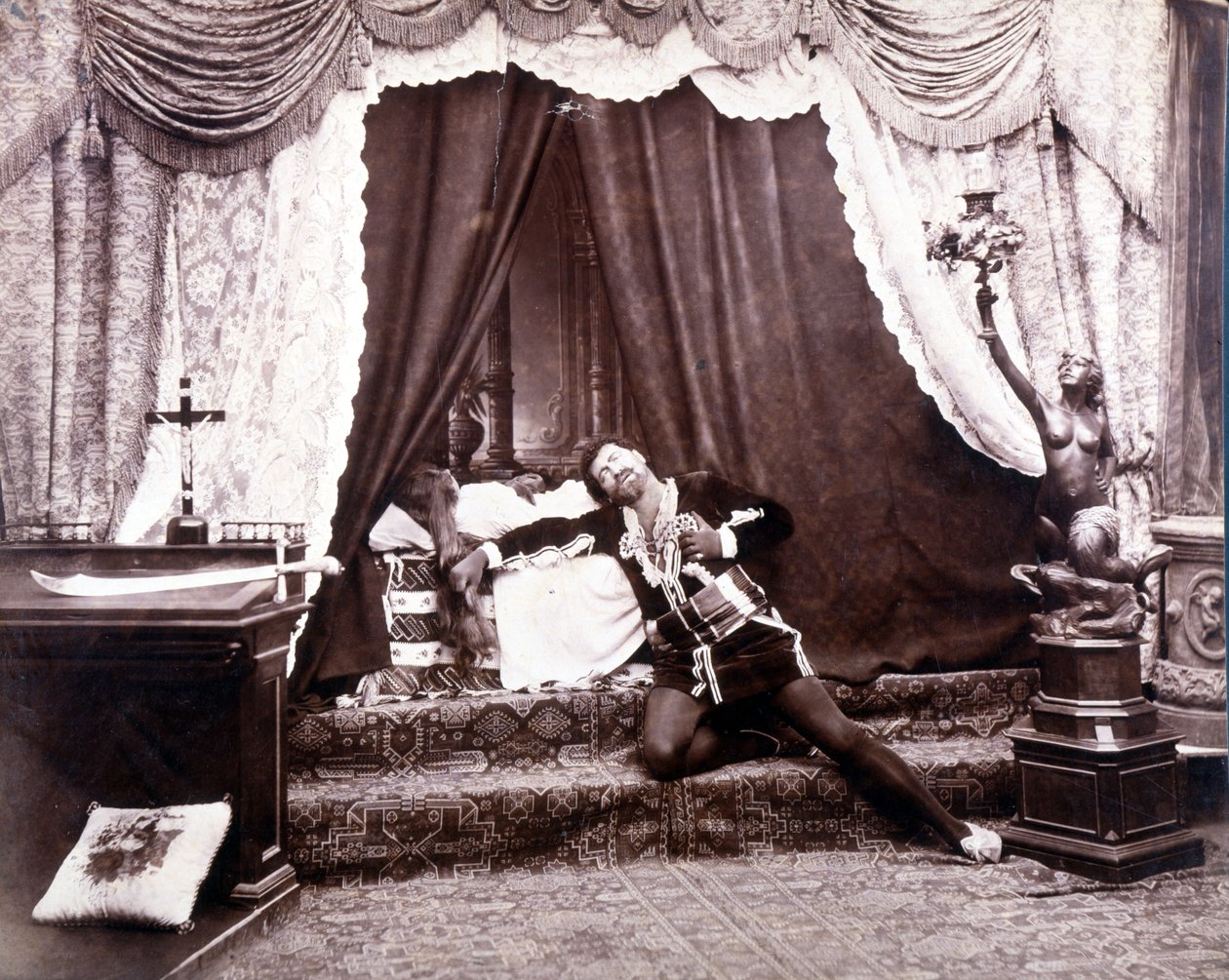 Portret włoskiego tenora Francesco Tamagno (1850 - 1905) w ostatnim akcie Otella Giuseppe Verdiego autorstwa Unknown photographer