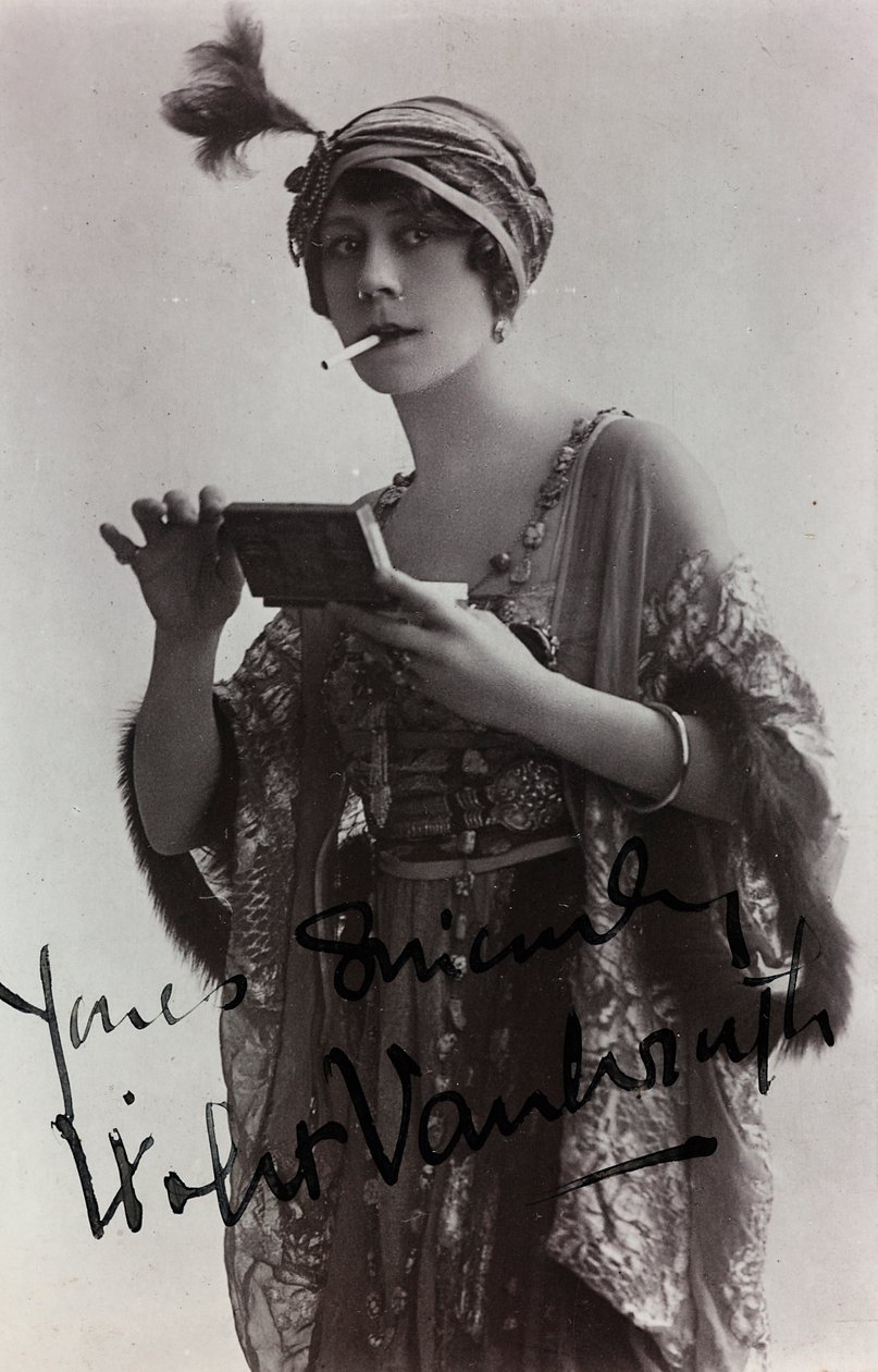 Portret angielskiej aktorki Violet Vanbrugh, pocztówka autorstwa Unknown photographer